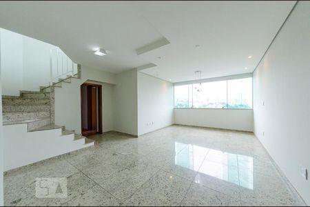 Sala 1 de apartamento para alugar com 5 quartos, 280m² em Padre Eustáquio, Belo Horizonte