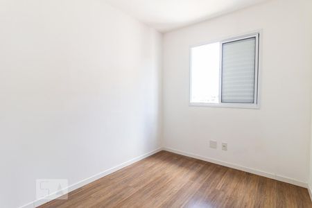 Quarto 1 de apartamento para alugar com 2 quartos, 46m² em Jardim Utinga, Santo André