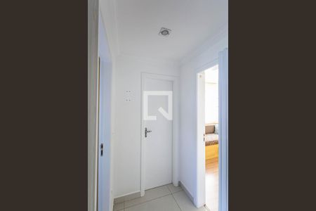 Corredor de apartamento para alugar com 2 quartos, 65m² em Castelo, Belo Horizonte