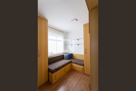 Quarto de apartamento para alugar com 2 quartos, 65m² em Castelo, Belo Horizonte