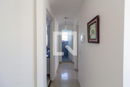 Corredor de apartamento para alugar com 2 quartos, 50m² em Vila Nova Curuca, São Paulo