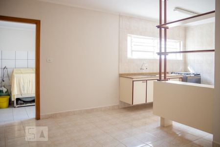 Casa à venda com 138m², 3 quartos e 4 vagas Casa à venda com 138m², 3 quartos e 4 vagasCozinha
