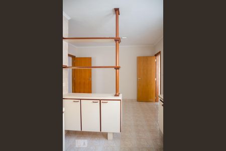 Casa à venda com 138m², 3 quartos e 4 vagas Casa à venda com 138m², 3 quartos e 4 vagasCozinha