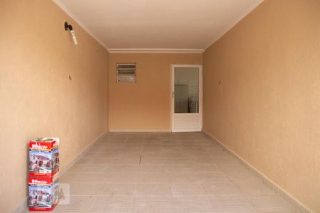 Casa à venda com 138m², 3 quartos e 4 vagas Casa à venda com 138m², 3 quartos e 4 vagasGaragem