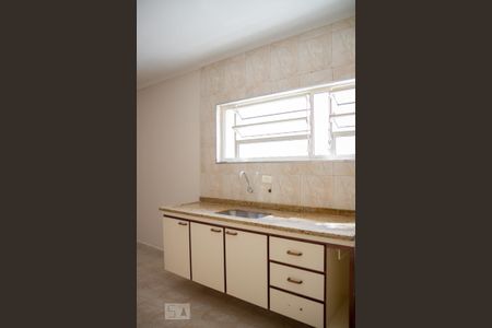 Casa à venda com 138m², 3 quartos e 4 vagas Casa à venda com 138m², 3 quartos e 4 vagasCozinha