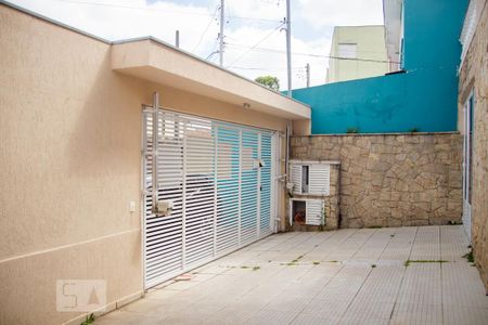 Casa à venda com 138m², 3 quartos e 4 vagas Casa à venda com 138m², 3 quartos e 4 vagasGaragem