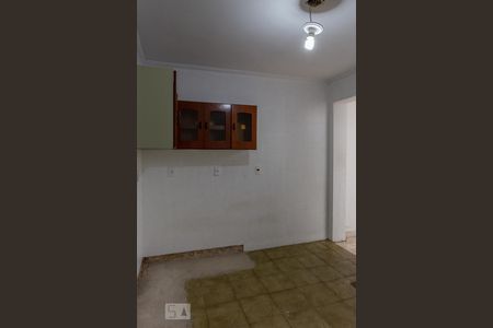 Casa à venda com 320m², 3 quartos e 1 vaga Casa à venda com 320m², 3 quartos e 1 vagaCozinha