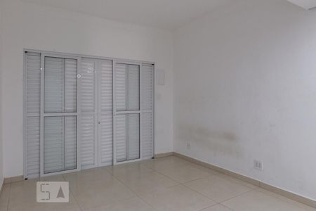 Suíte de casa à venda com 3 quartos, 320m² em Água Branca, São Paulo