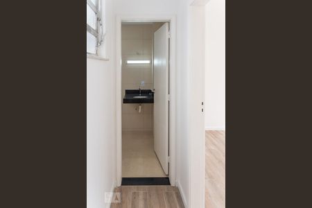 Corredor  de apartamento para alugar com 1 quarto, 55m² em Andaraí, Rio de Janeiro