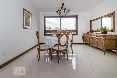 Sala de casa à venda com 5 quartos, 980m² em Menino Deus, Porto Alegre