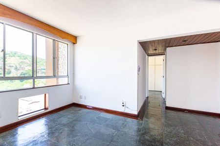 Sala de apartamento para alugar com 2 quartos, 50m² em São Lourenço, Niterói