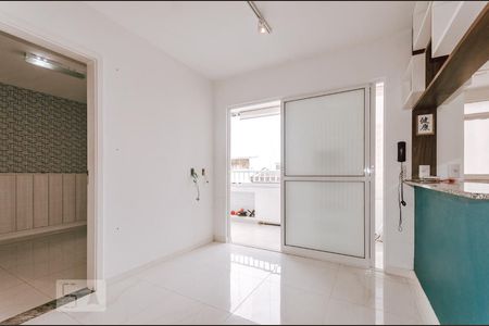 Sala/Cozinha de apartamento para alugar com 1 quarto, 48m² em Federação, Salvador