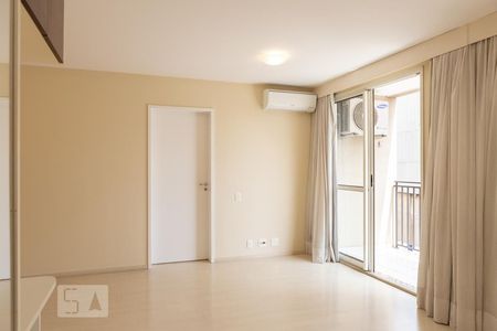 Sala/Quarto de apartamento para alugar com 1 quarto, 41m² em Água Branca, São Paulo