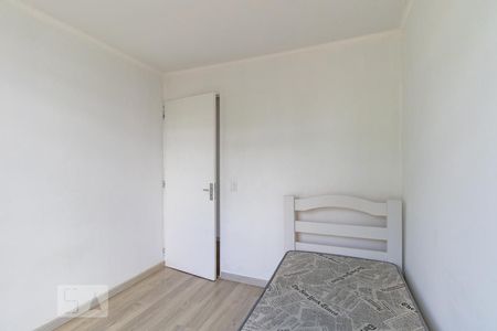 Quarto 2 de apartamento para alugar com 3 quartos, 84m² em Novo Mundo, Curitiba