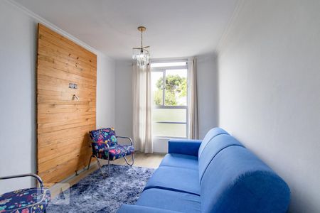 Sala de apartamento para alugar com 3 quartos, 84m² em Novo Mundo, Curitiba