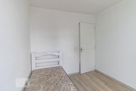 Quarto 1 de apartamento para alugar com 3 quartos, 84m² em Novo Mundo, Curitiba