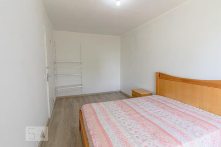 Quarto 3 de apartamento para alugar com 3 quartos, 84m² em Novo Mundo, Curitiba