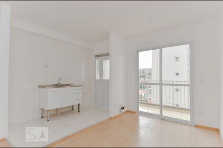 Sala de apartamento para alugar com 2 quartos, 47m² em Vila Galvão, Guarulhos