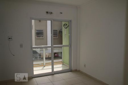 suíte 1 de casa de condomínio para alugar com 2 quartos, 70m² em Taquara, Rio de Janeiro