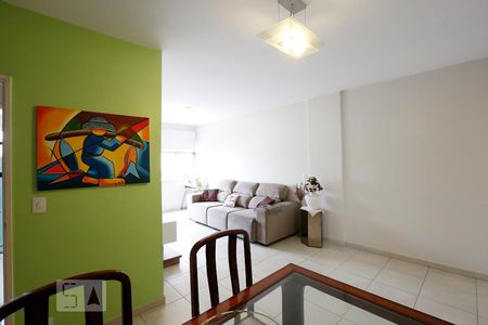 Sala de apartamento para alugar com 2 quartos, 80m² em Vila Nova Conceição, São Paulo