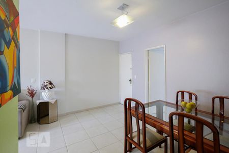 Sala de apartamento para alugar com 2 quartos, 80m² em Vila Nova Conceição, São Paulo