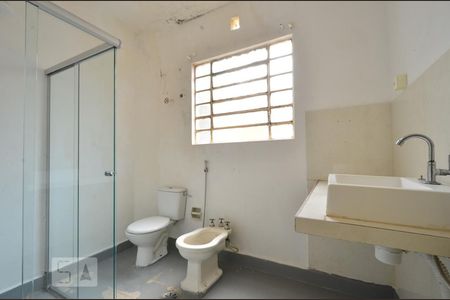 Banheiro de apartamento para alugar com 2 quartos, 90m² em Mirandópolis, São Paulo