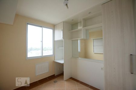 Quarto 1 Suíte de apartamento para alugar com 2 quartos, 65m² em Parada de Lucas, Rio de Janeiro