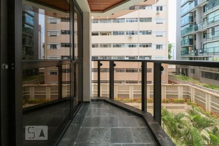 Apartamento para alugar com 35m², 1 quarto e 1 vaga Apartamento para alugar com 35m², 1 quarto e 1 vagaVaranda