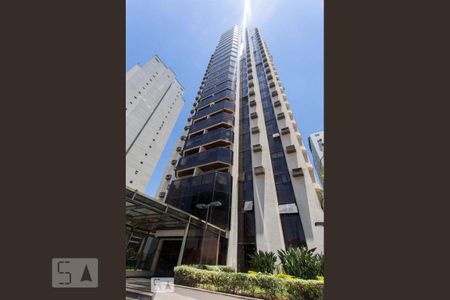 Apartamento para alugar com 35m², 1 quarto e 1 vaga Apartamento para alugar com 35m², 1 quarto e 1 vagaFachada