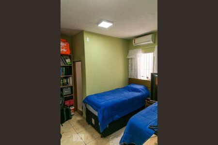 Suíte de casa à venda com 3 quartos, 190m² em Parque Edu Chaves, São Paulo