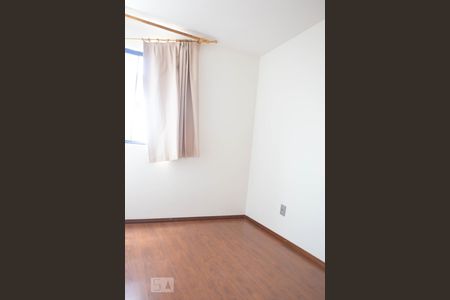 Quarto 1 de apartamento para alugar com 3 quartos, 64m² em Guará I, Brasília