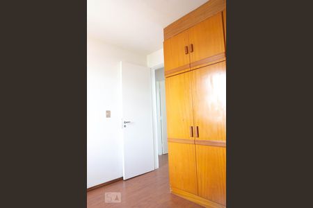 Quarto 2 de apartamento para alugar com 3 quartos, 64m² em Guará I, Brasília