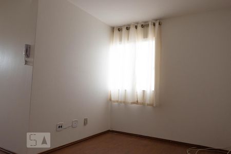 Sala de apartamento para alugar com 3 quartos, 64m² em Guará I, Brasília