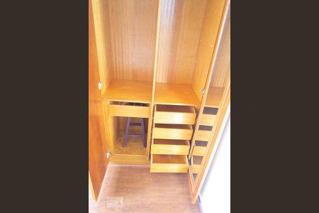 Quarto 1 - Detalhe de apartamento para alugar com 3 quartos, 64m² em Guará I, Brasília