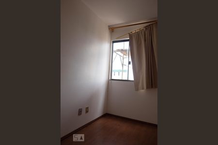 Quarto 1 de apartamento para alugar com 3 quartos, 64m² em Guará I, Brasília