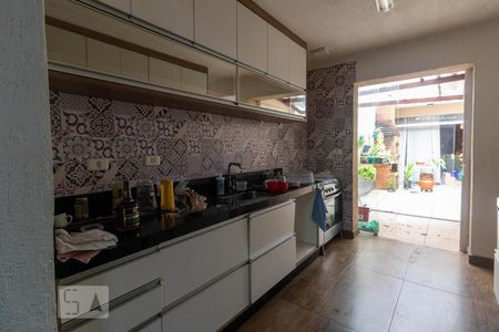 Cozinha de casa à venda com 3 quartos, 150m² em Vila Gilda, Santo André