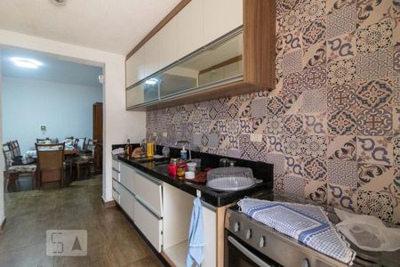 Cozinha de casa à venda com 3 quartos, 150m² em Vila Gilda, Santo André