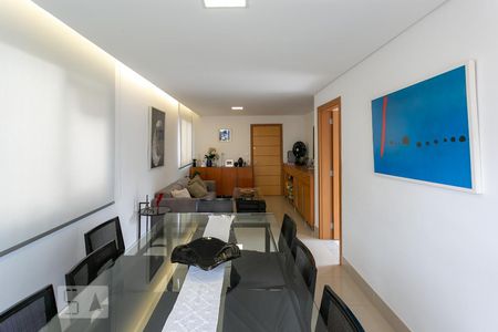 Sala de apartamento à venda com 3 quartos, 151m² em Esplanada, Belo Horizonte