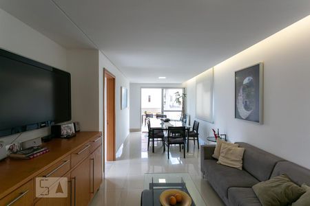Sala de apartamento à venda com 3 quartos, 151m² em Esplanada, Belo Horizonte