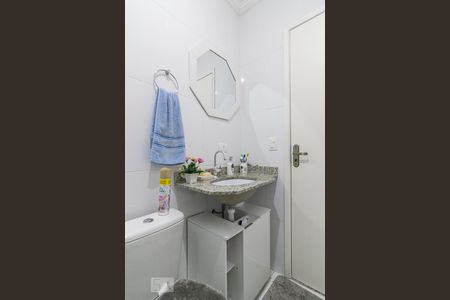 Banheiro de apartamento à venda com 3 quartos, 140m² em Jardim do Carmo, Santo André