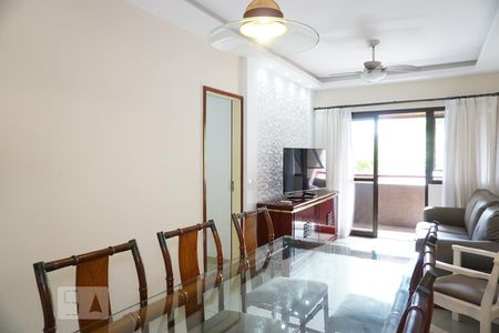 Sala de apartamento para alugar com 3 quartos, 87m² em Barra da Tijuca, Rio de Janeiro