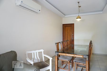 Sala de apartamento para alugar com 3 quartos, 87m² em Barra da Tijuca, Rio de Janeiro