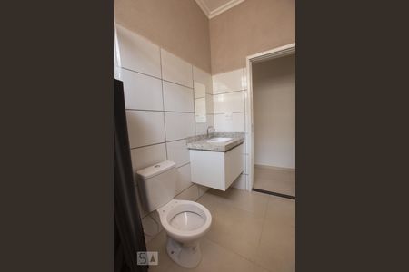 Banheiro de kitnet/studio para alugar com 1 quarto, 40m² em Jardim Mosteiro, Ribeirão Preto