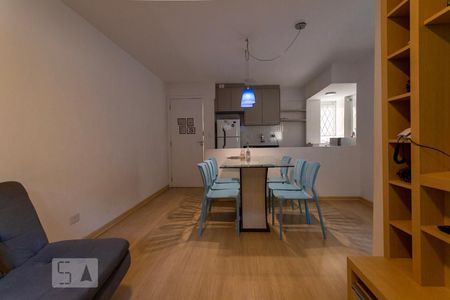 Sala de apartamento para alugar com 2 quartos, 47m² em Mossunguê, Curitiba