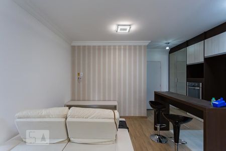 Sala de apartamento para alugar com 2 quartos, 62m² em Continental, Osasco