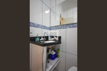 Casa à venda com 125m², 3 quartos e 1 vaga Casa à venda com 125m², 3 quartos e 1 vagaBanheiro 1
