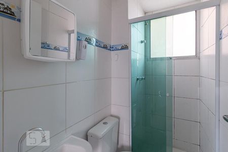 Banheiro de apartamento à venda com 2 quartos, 39m² em São Pedro, Osasco