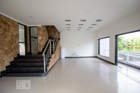 Casa à venda com 350m², 3 quartos e 1 vagaSala