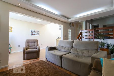 Sala de Estar de casa à venda com 4 quartos, 430m² em Sarandi, Porto Alegre