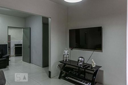 Sala 1 de casa à venda com 2 quartos, 90m² em Vila Jardim, Porto Alegre